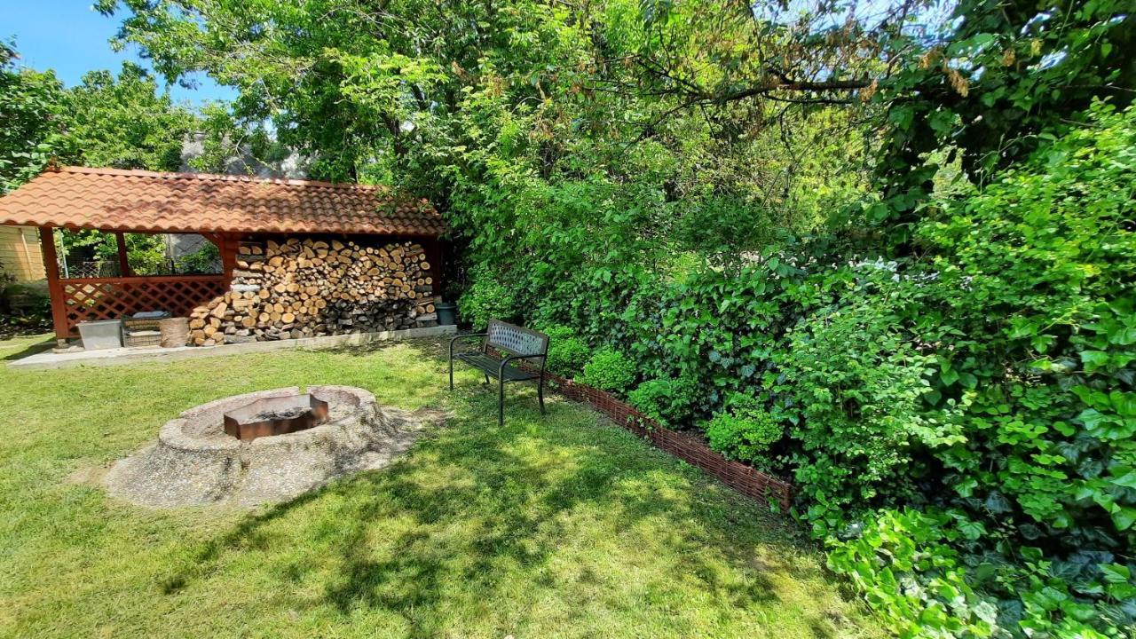 Biker Holiday Home Balatonakarattya Exterior photo